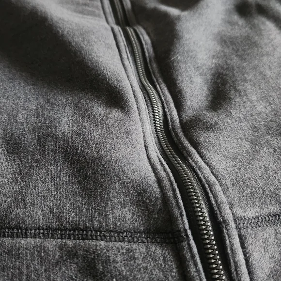 Lululemon Womens Jacket Gray Black Sweatshirt: En Route Athleisure Back Zip  - Picture 8 of 9